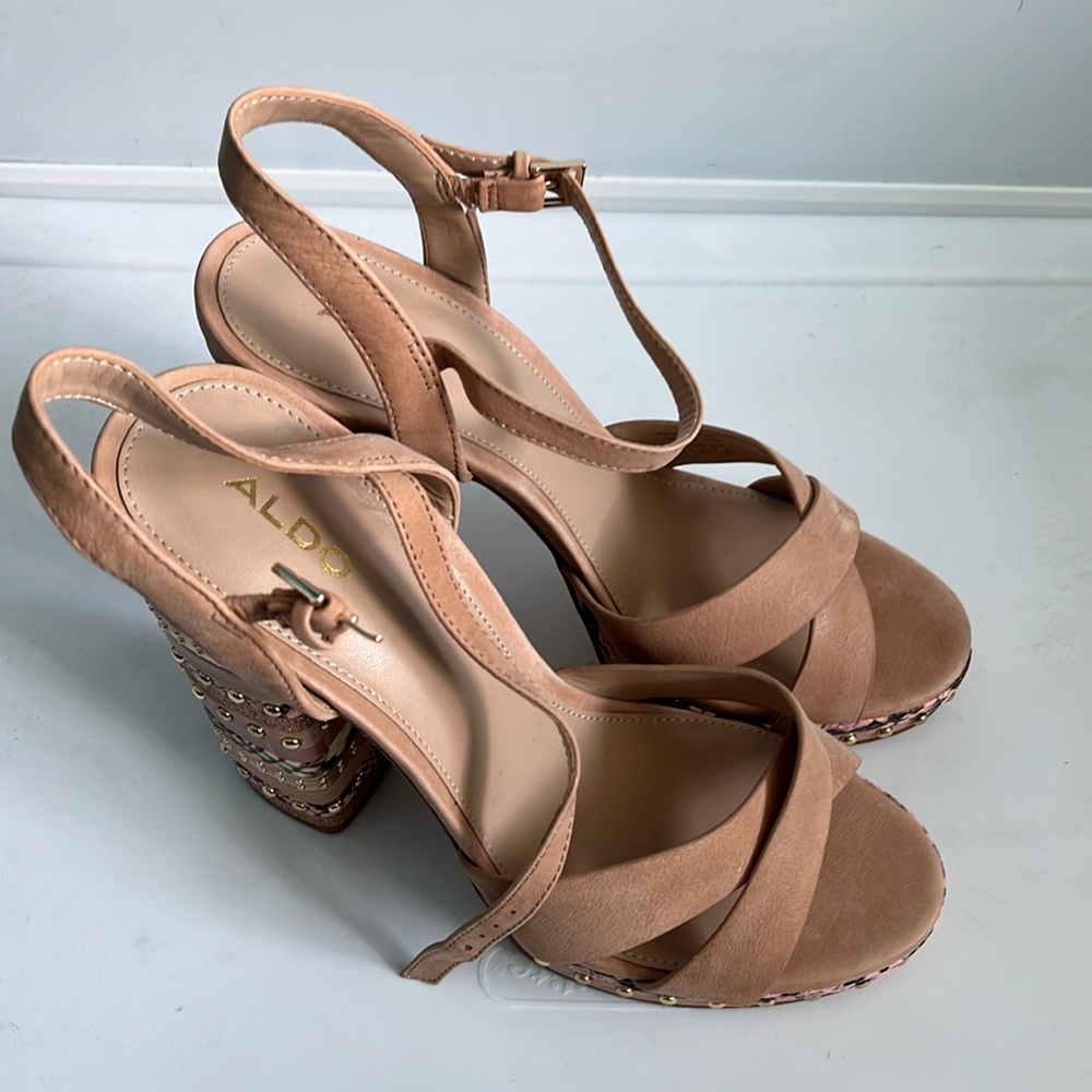 Brand New Aldo High Heels! Nice Design!